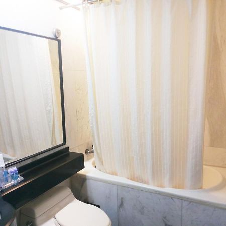 Puyisy Business Hotel Сіньчжу Екстер'єр фото